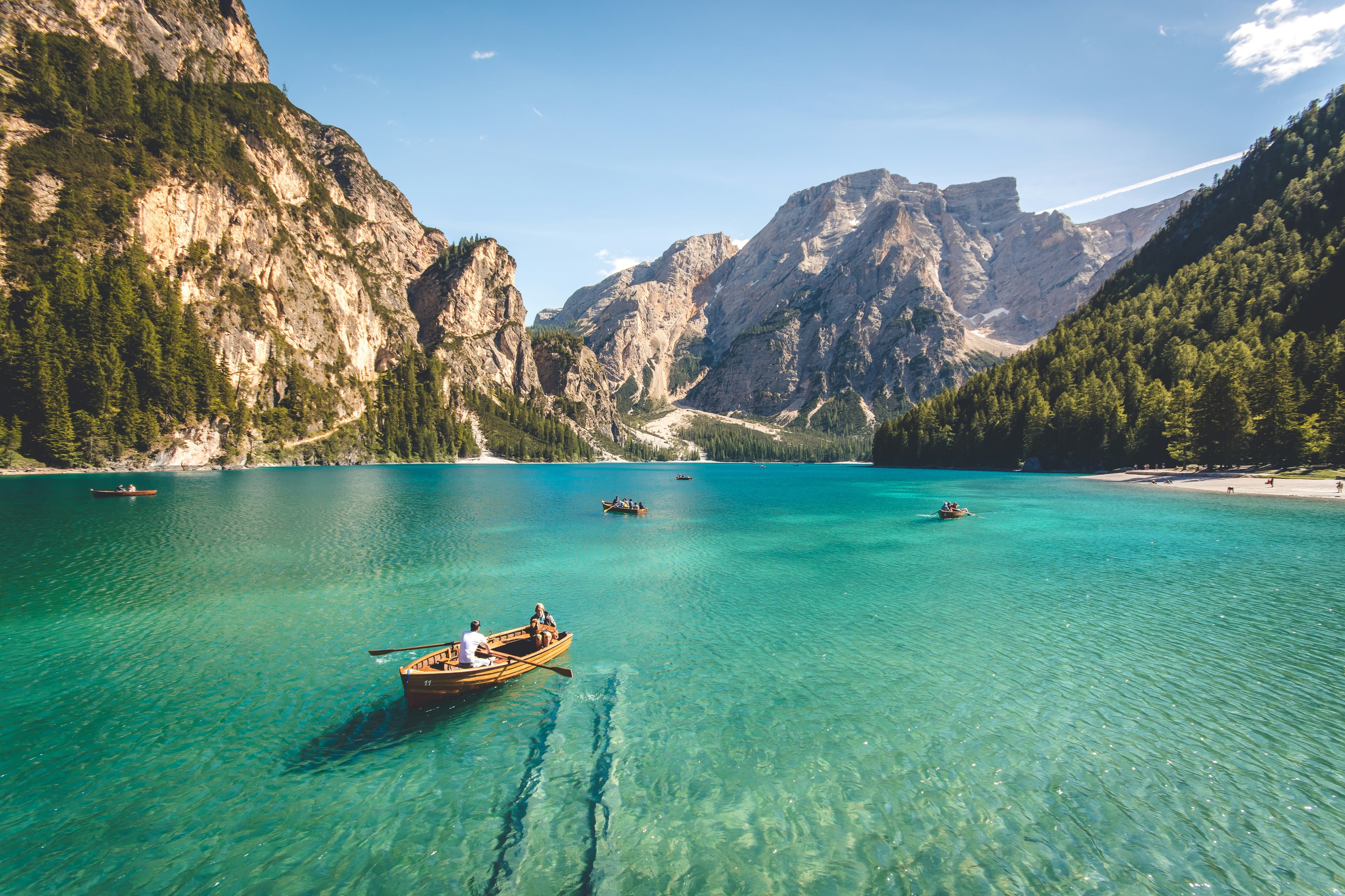 Scenic Lake and Mountain Background